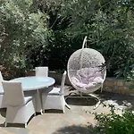 Chiqui Luxury Apartamento Alónnisos