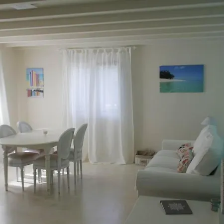Διαμέρισμα Chiqui Luxury
