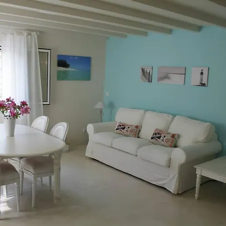 Διαμέρισμα Chiqui Luxury *
