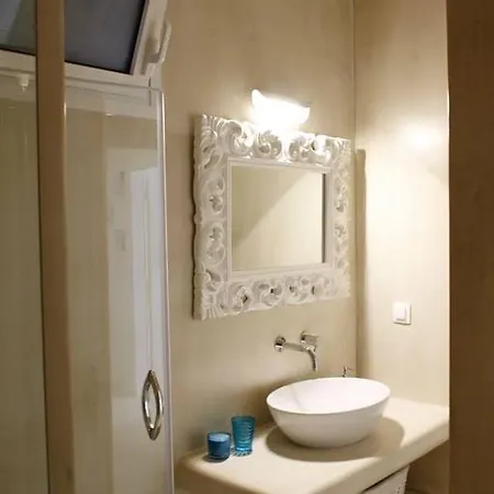 Chiqui Luxury Alónnisos